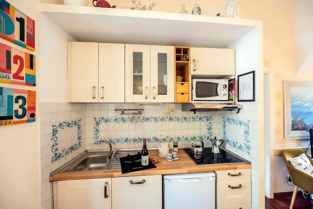 רומא Colosseum 2Br Elegance And Charm 0*,
