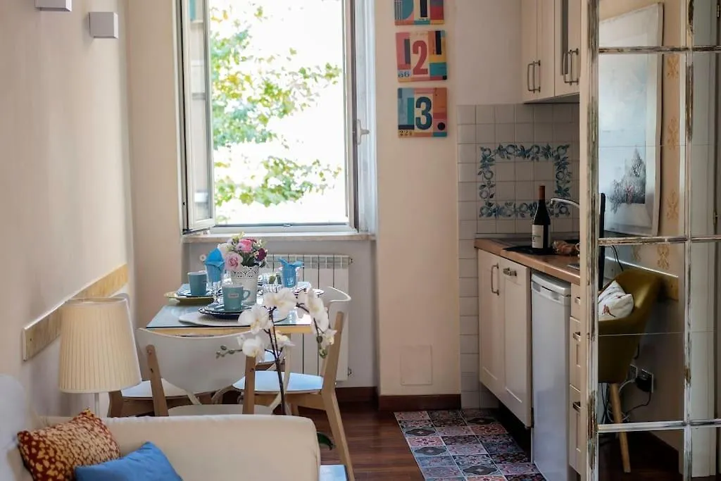 רומא Colosseum 2Br Elegance And Charm