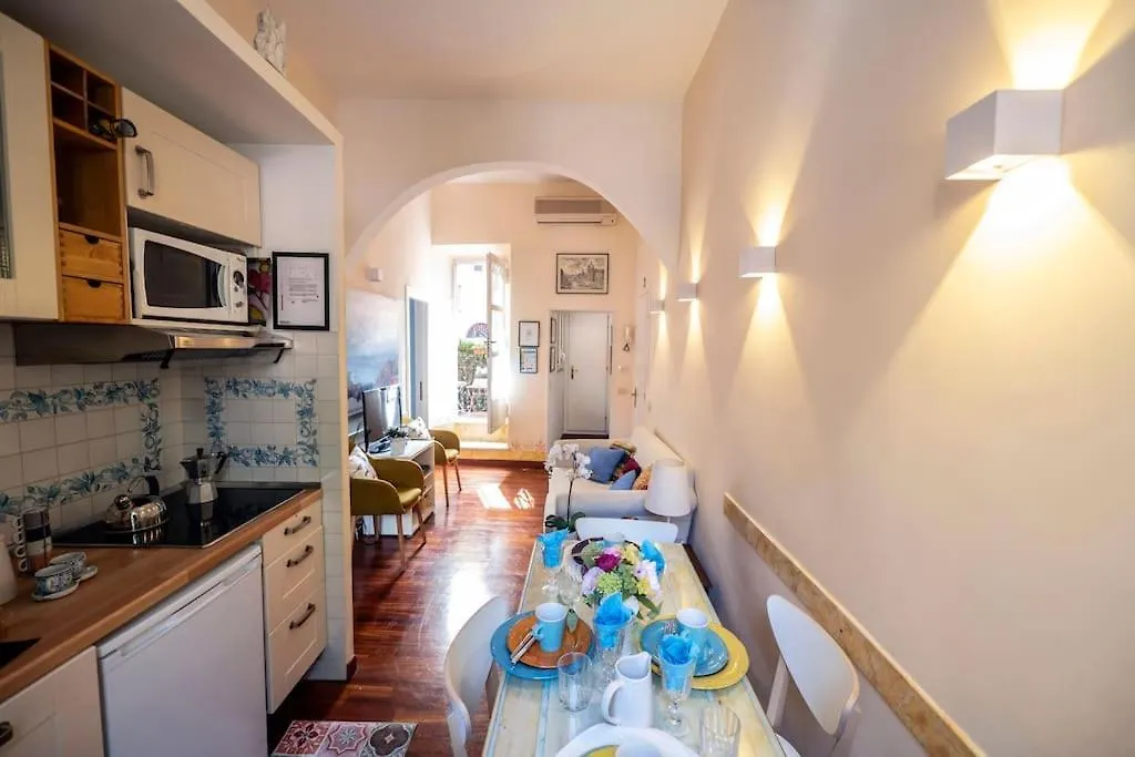 Colosseum 2Br Elegance And Charm Rome Apartment